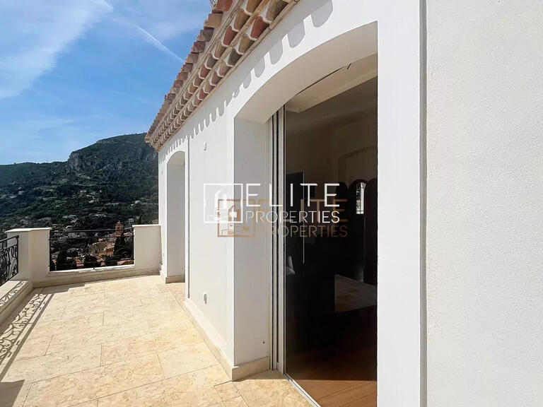 Maison Roquebrune-Cap-Martin - 3 chambres - 317m²