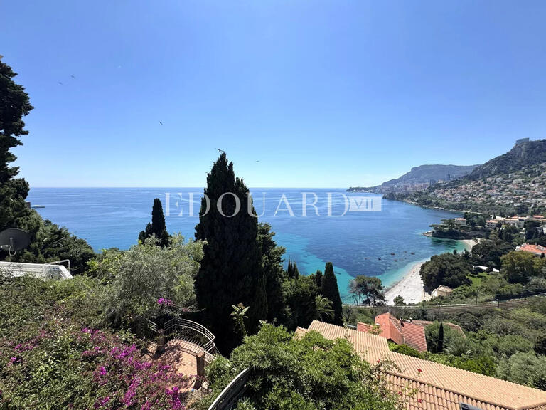 Maison Roquebrune-Cap-Martin - 5 chambres - 140m²