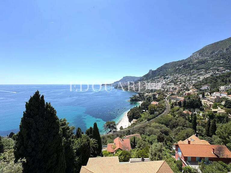 Maison Roquebrune-Cap-Martin - 5 chambres - 140m²