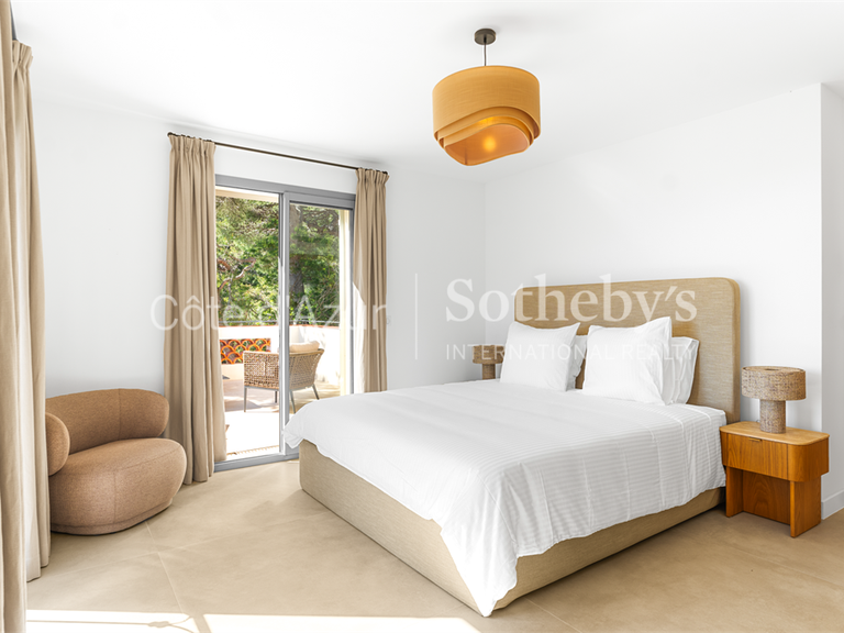 Maison Roquebrune-Cap-Martin - 5 chambres - 306m²