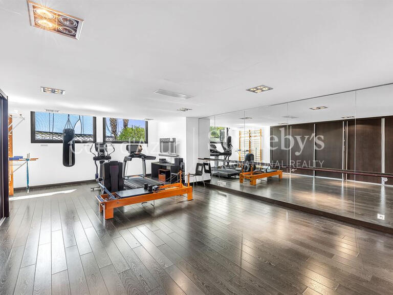 Maison Roquebrune-Cap-Martin - 6 chambres - 580m²