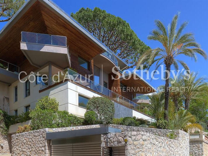 Maison Roquebrune-Cap-Martin - 6 chambres - 580m²