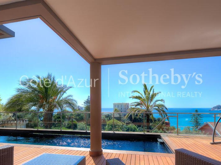 Maison Roquebrune-Cap-Martin - 6 chambres - 580m²