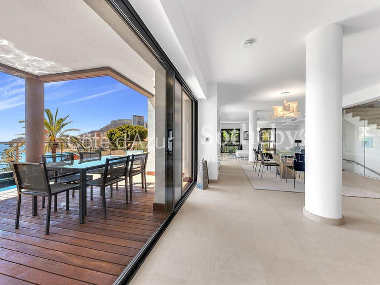 Maison Roquebrune-Cap-Martin - 6 chambres - 580m²