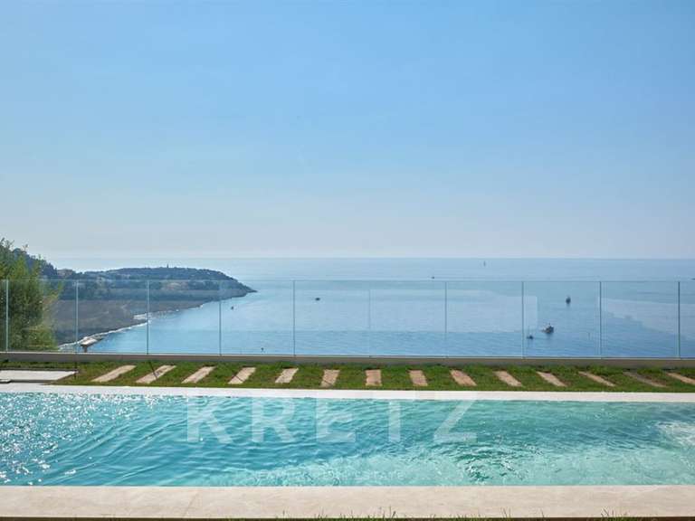 Maison Roquebrune-Cap-Martin - 5 chambres - 300m²