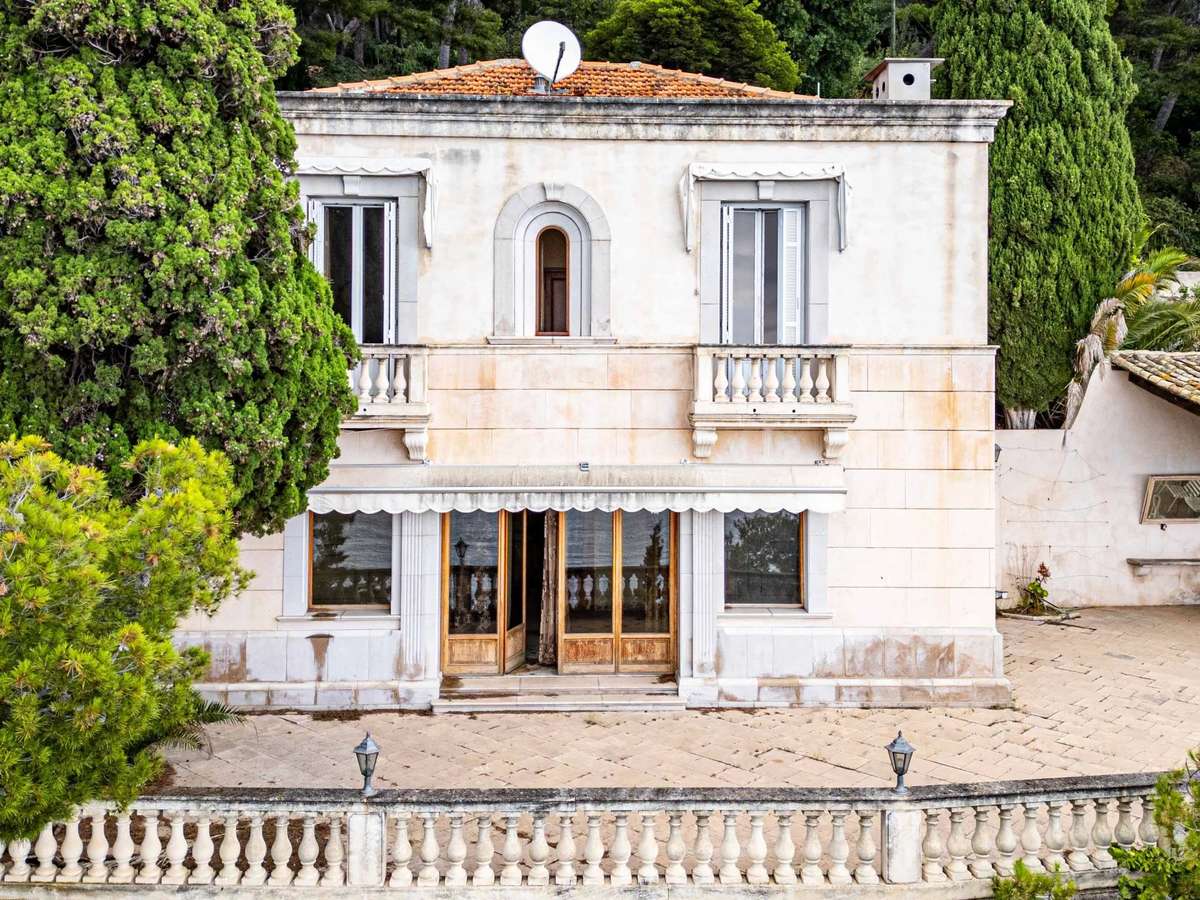 House Roquebrune-Cap-Martin