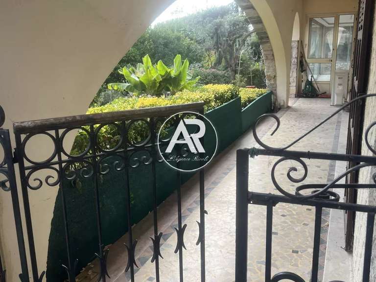 House Roquebrune-Cap-Martin - 365m²