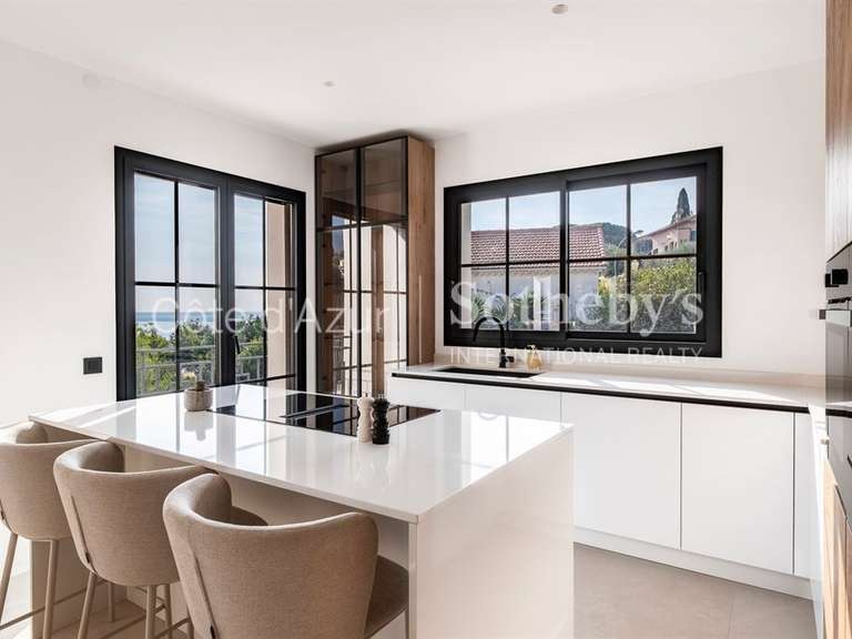 Maison Roquebrune-Cap-Martin - 4 chambres - 238m²