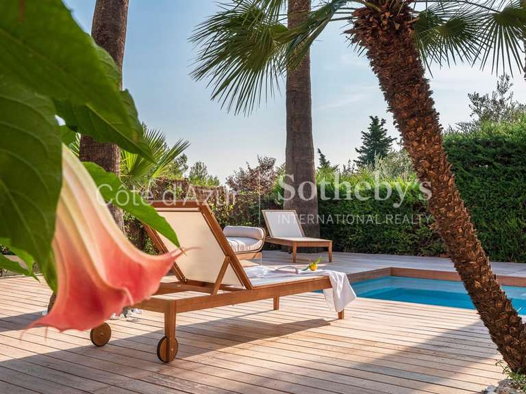 Maison Roquebrune-Cap-Martin - 4 chambres - 238m²