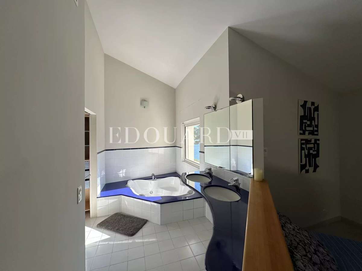 House Roquebrune-Cap-Martin