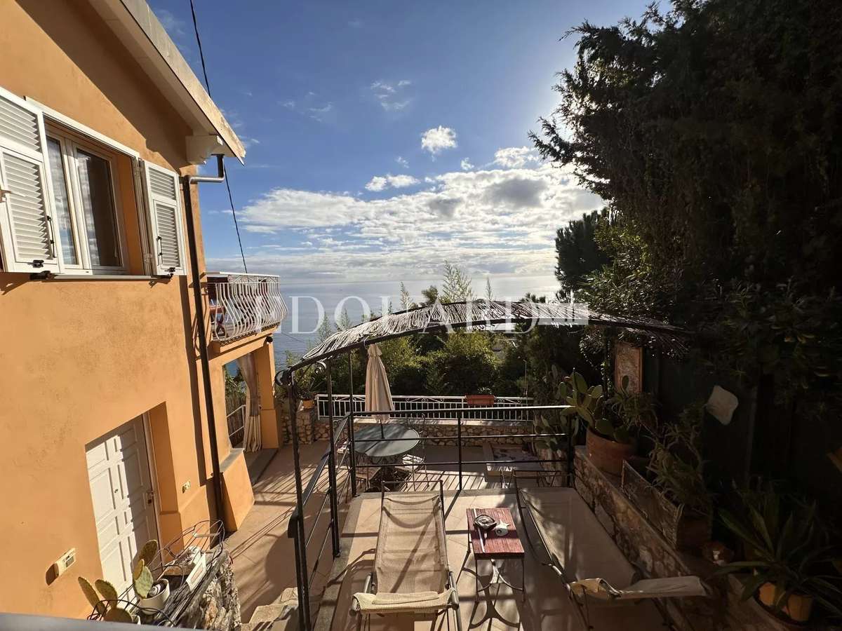 House Roquebrune-Cap-Martin