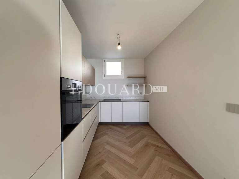 Maison Roquebrune-Cap-Martin - 5 chambres - 164m²