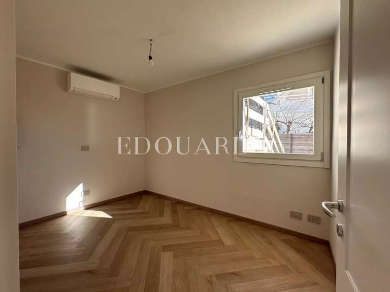 Maison Roquebrune-Cap-Martin - 5 chambres - 164m²