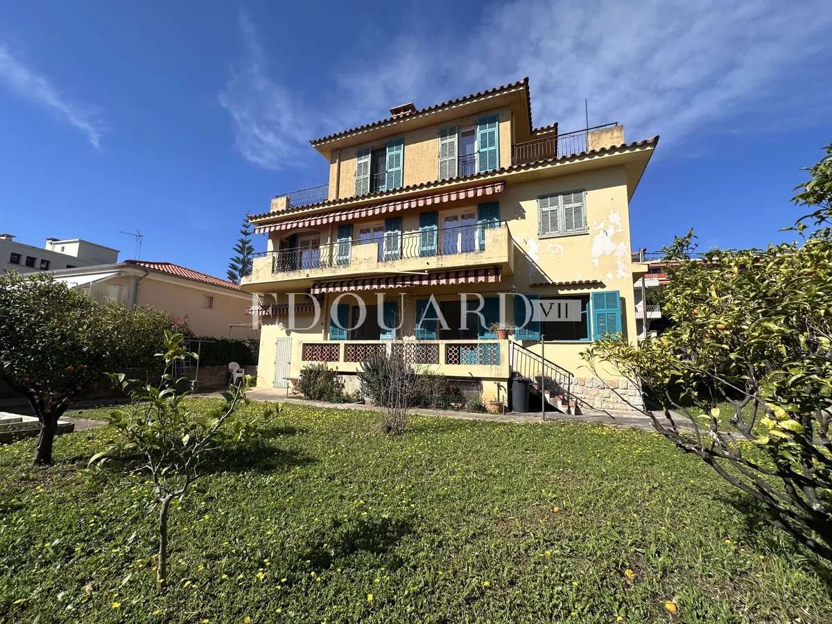 House Roquebrune-Cap-Martin