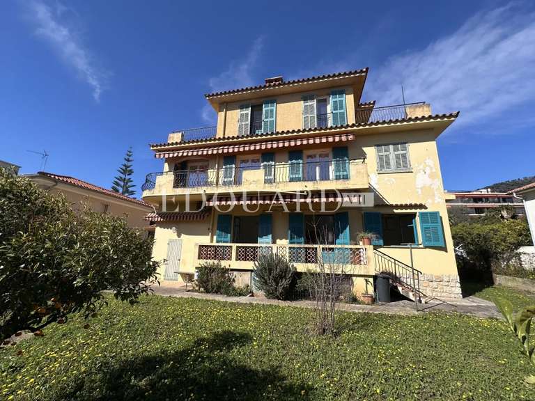 House Roquebrune-Cap-Martin - 7 bedrooms - 231m²