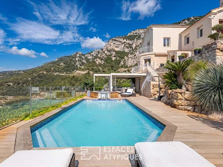 Maison Roquebrune-Cap-Martin - 5 chambres - 260m²