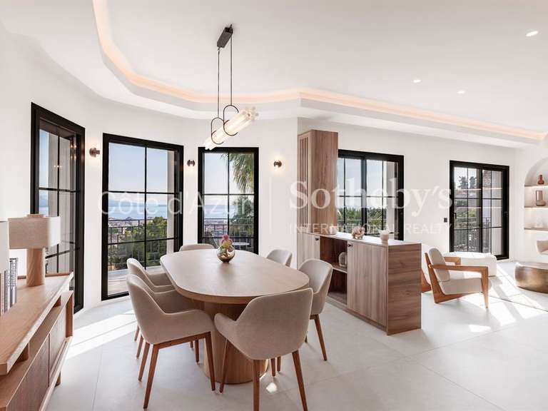 Maison Roquebrune-Cap-Martin - 4 chambres - 238m²