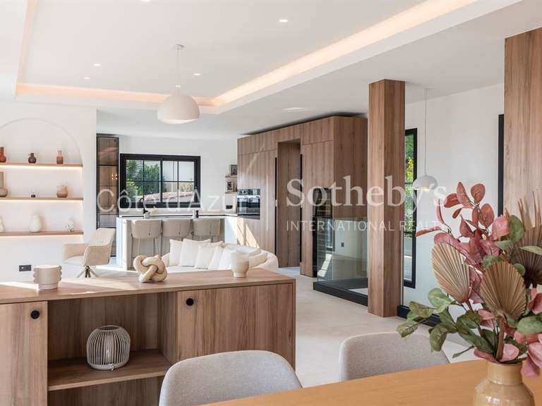Maison Roquebrune-Cap-Martin - 4 chambres - 238m²