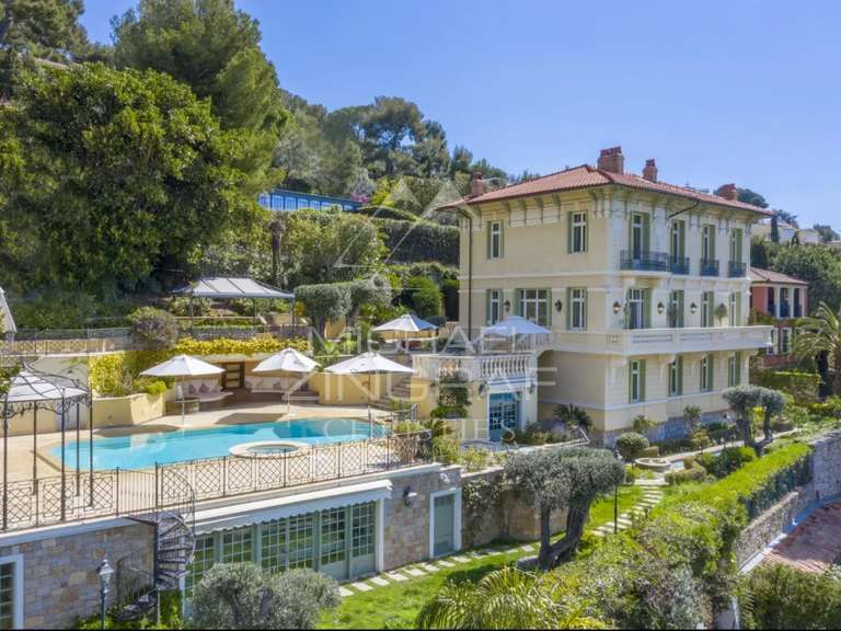 Property Roquebrune-Cap-Martin - 5 bedrooms - 385m²