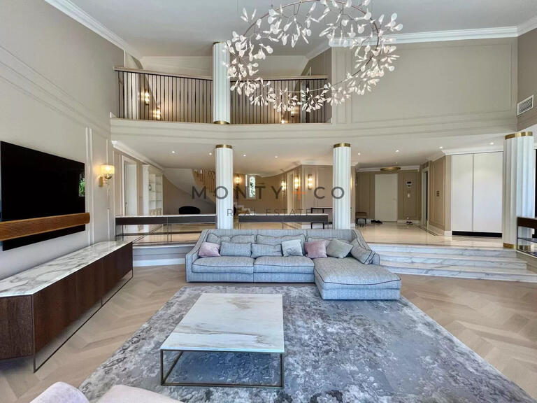 Villa Roquebrune-Cap-Martin - 5 bedrooms - 305m²