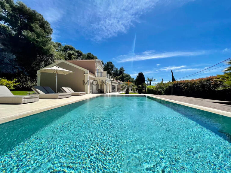Villa Roquebrune-Cap-Martin - 5 bedrooms - 305m²