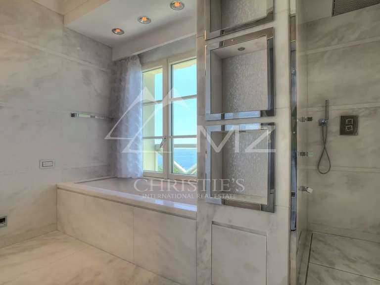 Villa Roquebrune-Cap-Martin - 5 chambres - 400m²