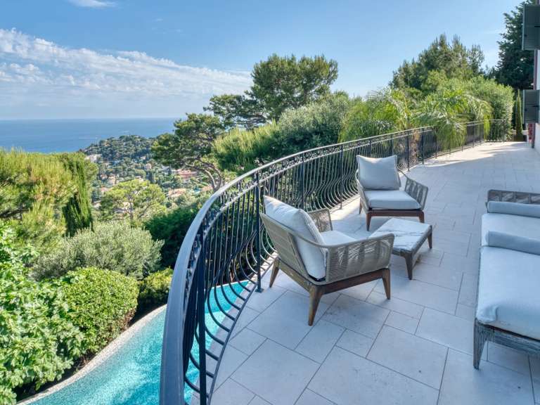 Villa Roquebrune-Cap-Martin - 4 chambres - 200m²