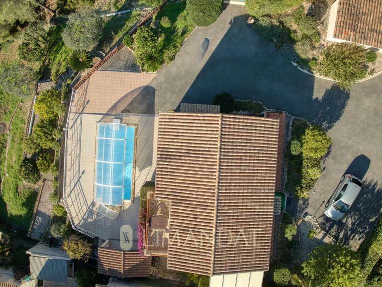 Villa Roquebrune-Cap-Martin - 2 bedrooms - 140m²