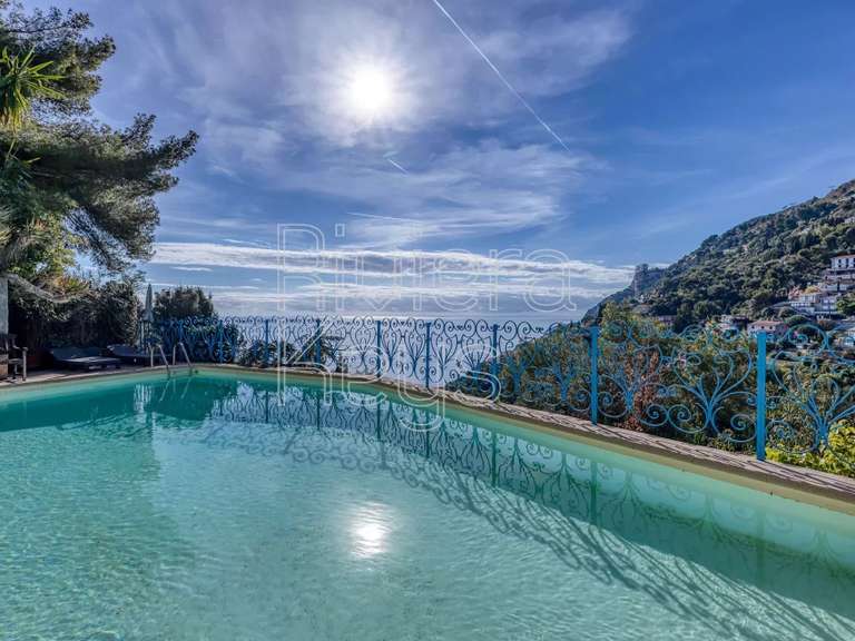 Villa Roquebrune-Cap-Martin - 3 chambres - 128m²