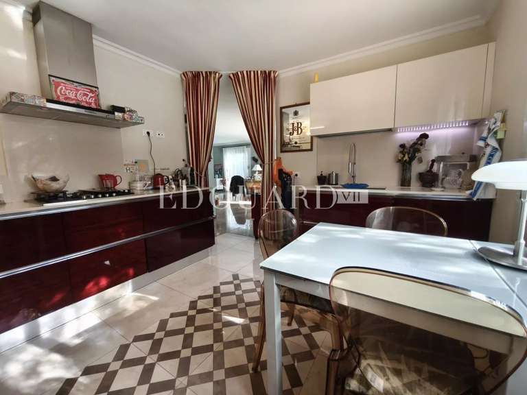 Villa Roquebrune-Cap-Martin - 4 chambres - 215m²