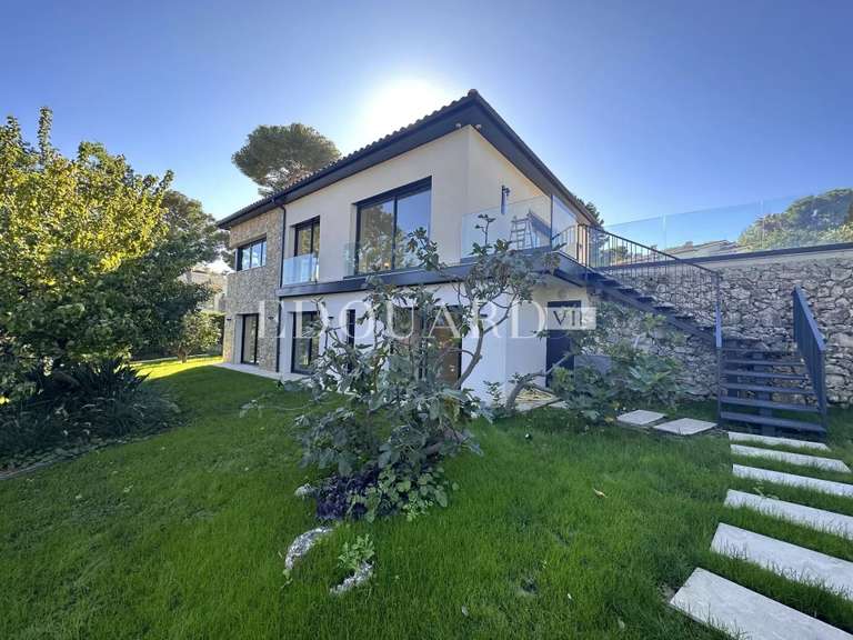 Villa with Sea view Roquebrune-Cap-Martin - 3 bedrooms - 190m²