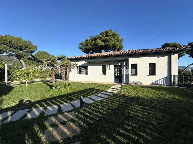 Villa with Sea view Roquebrune-Cap-Martin - 3 bedrooms - 190m²