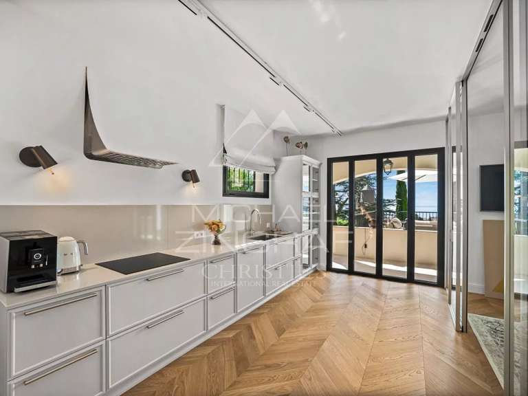 Villa Roquebrune-Cap-Martin - 4 bedrooms - 257m²