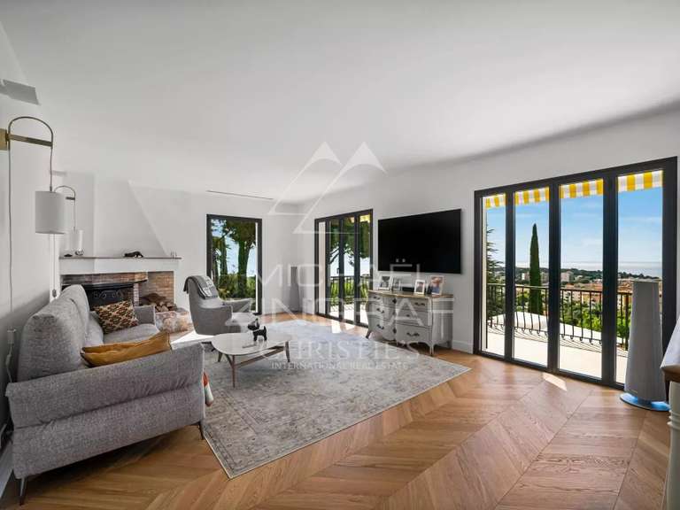 Villa Roquebrune-Cap-Martin - 4 bedrooms - 257m²