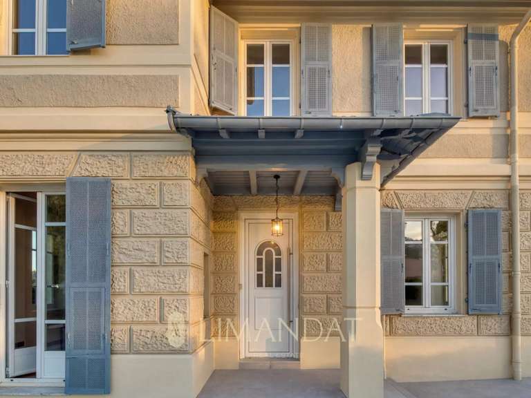 Villa Roquebrune-Cap-Martin - 5 chambres - 194m²