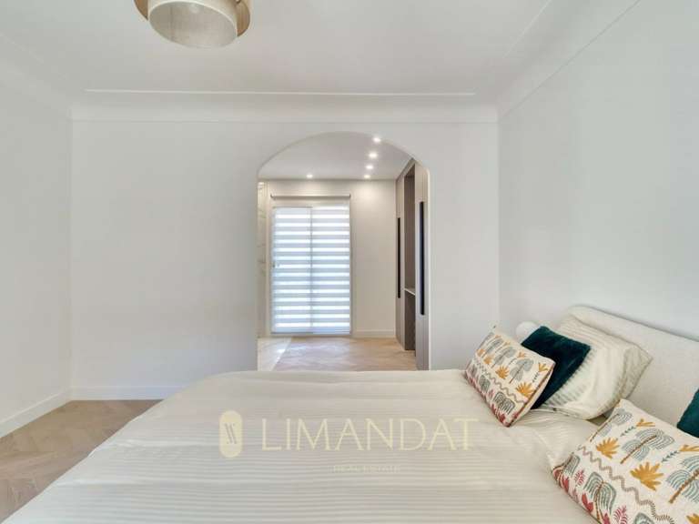 Villa Roquebrune-Cap-Martin - 5 chambres - 194m²