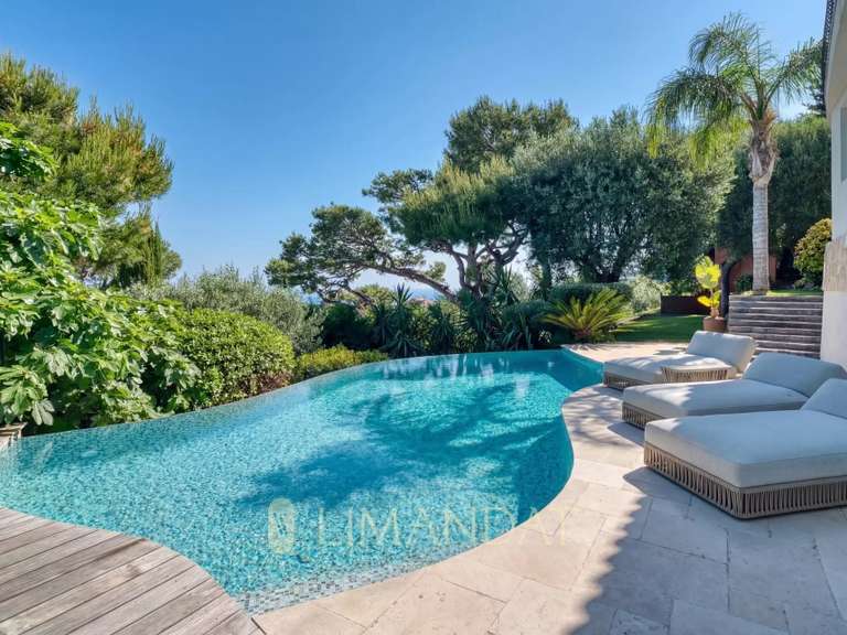 Villa Roquebrune-Cap-Martin - 4 chambres - 200m²