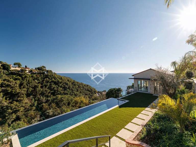 Villa with Sea view Roquebrune-Cap-Martin - 4 bedrooms - 240m²