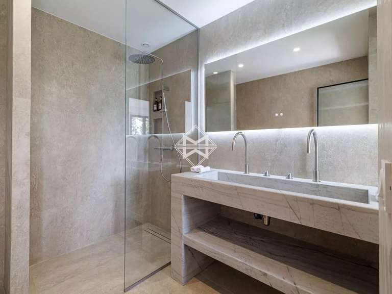 Villa with Sea view Roquebrune-Cap-Martin - 4 bedrooms - 240m²
