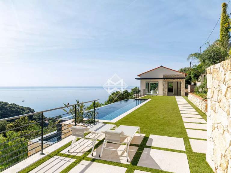 Villa with Sea view Roquebrune-Cap-Martin - 4 bedrooms - 240m²