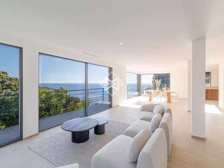 Villa with Sea view Roquebrune-Cap-Martin - 4 bedrooms - 240m²