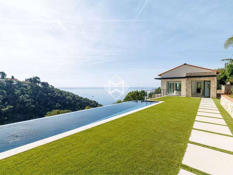 Villa with Sea view Roquebrune-Cap-Martin - 4 bedrooms - 240m²