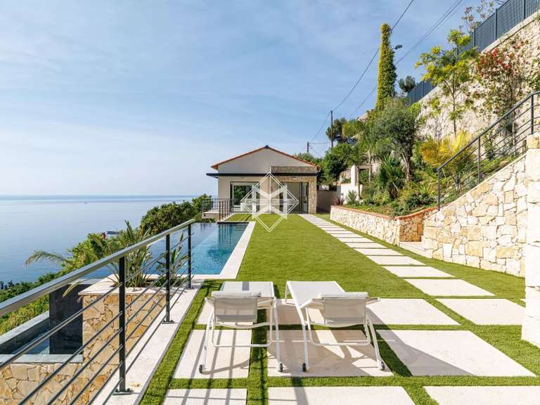 Villa with Sea view Roquebrune-Cap-Martin - 4 bedrooms - 240m²