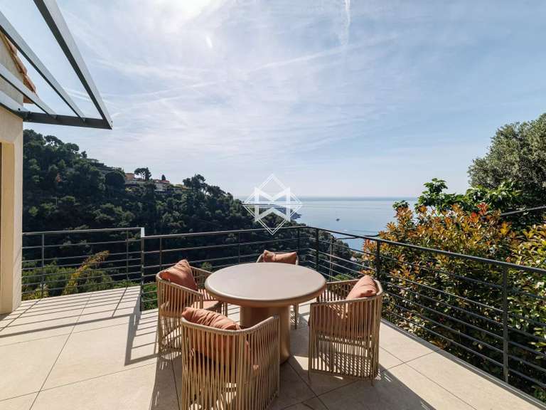 Villa with Sea view Roquebrune-Cap-Martin - 4 bedrooms - 240m²