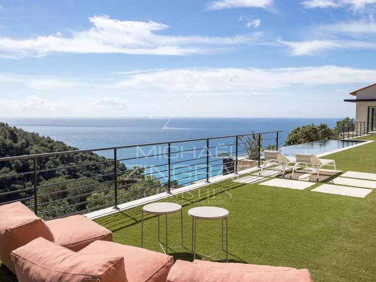 Villa Roquebrune-Cap-Martin - 4 chambres - 200m²