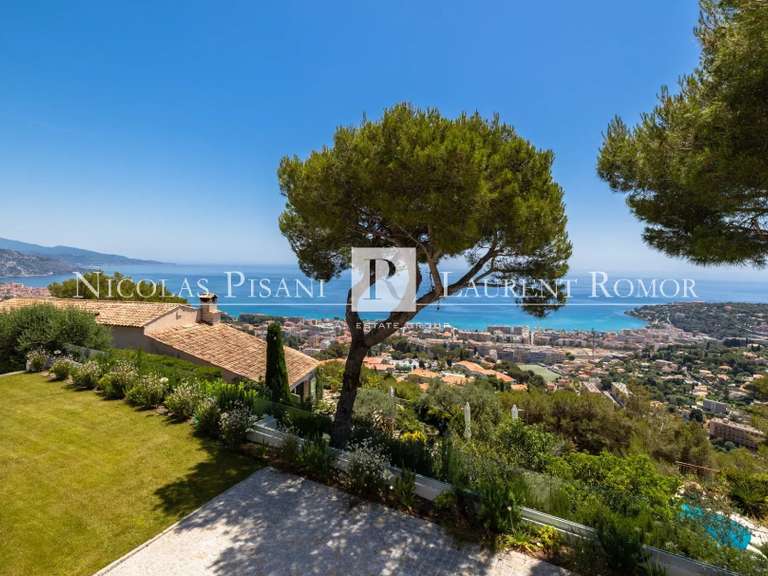 Villa Roquebrune-Cap-Martin - 4 chambres - 237m²