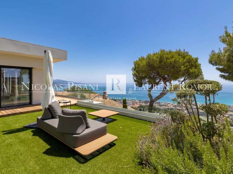 Villa Roquebrune-Cap-Martin - 4 chambres - 237m²