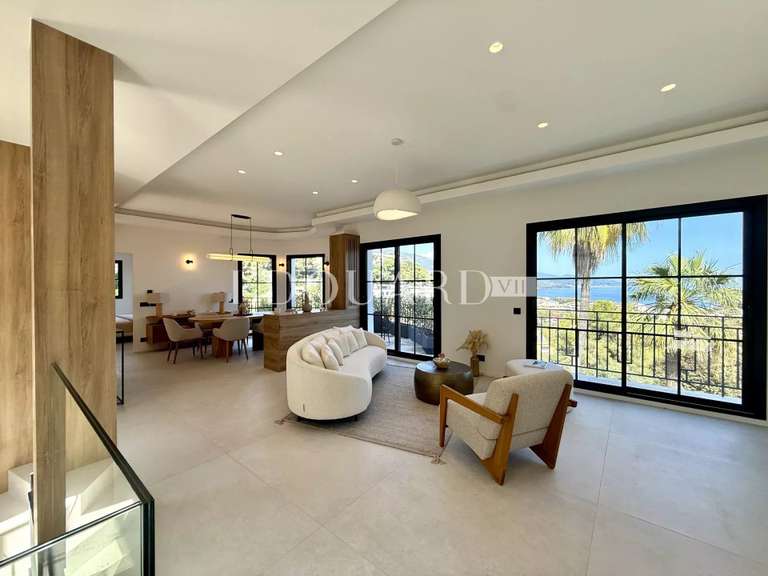 Villa Roquebrune-Cap-Martin - 5 chambres - 240m²