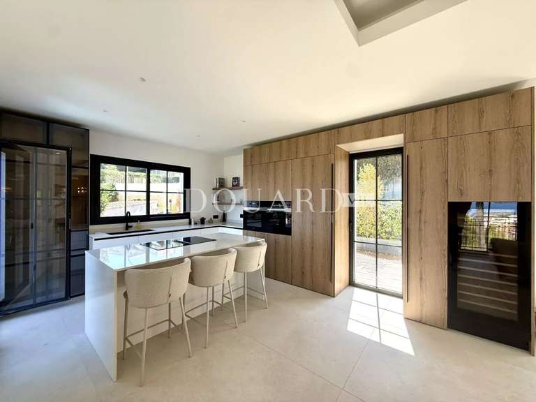 Villa Roquebrune-Cap-Martin - 5 chambres - 240m²