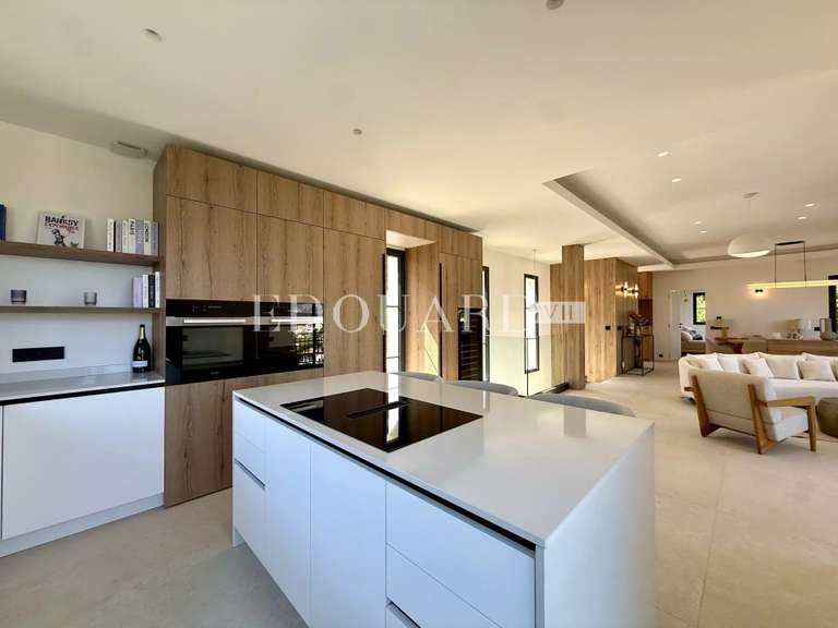 Villa Roquebrune-Cap-Martin - 5 chambres - 240m²